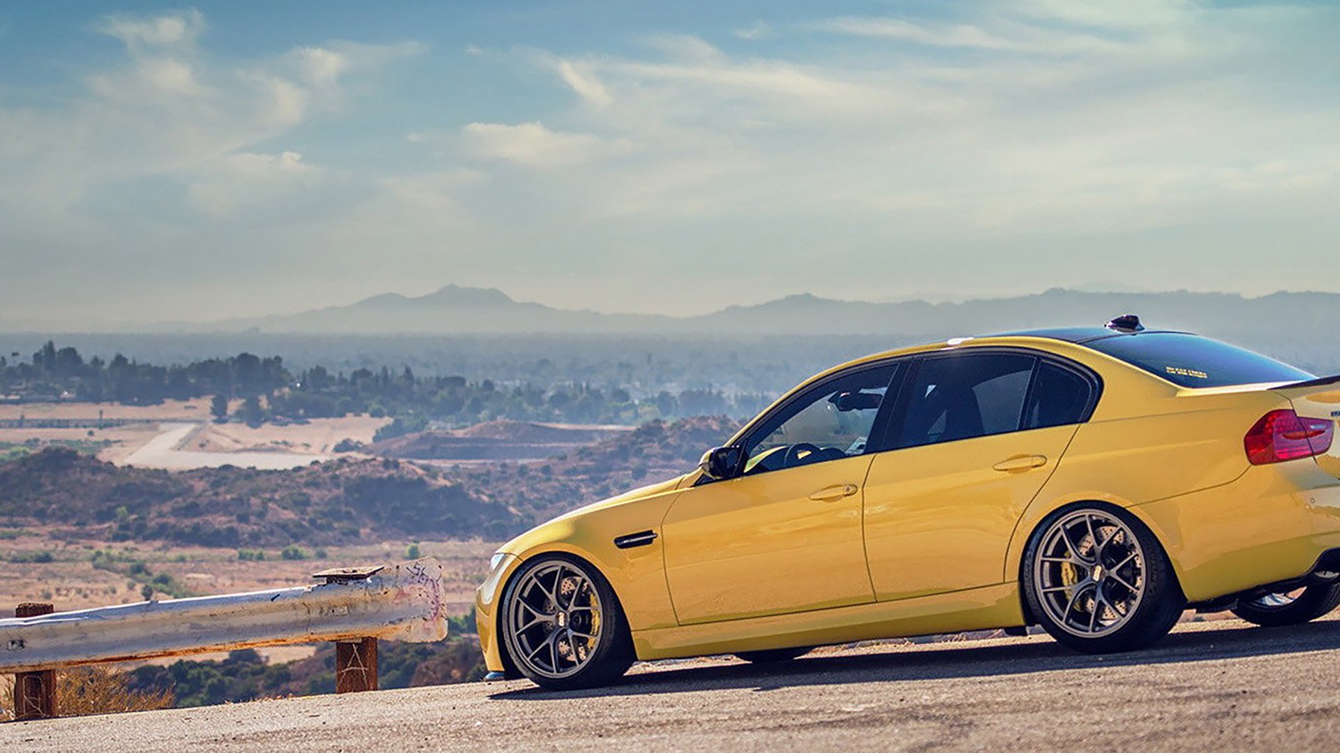 爱游戏娱乐平台-绝地求生全球直播赛精彩纷呈，高手对决激烈非凡，绝地求生赛事直播