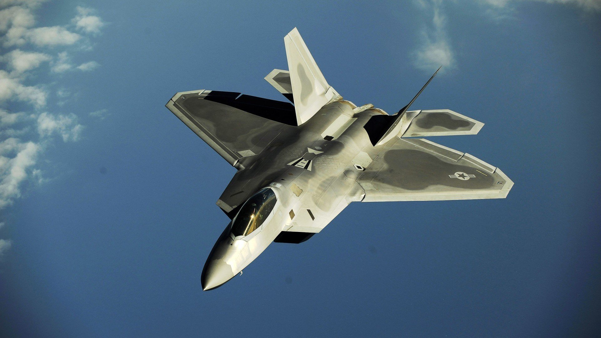 爱游戏官方-阿根廷加时击败哥伦比亚，夺得第16座美洲杯，美洲杯阿根廷vs哥伦比亚上半场